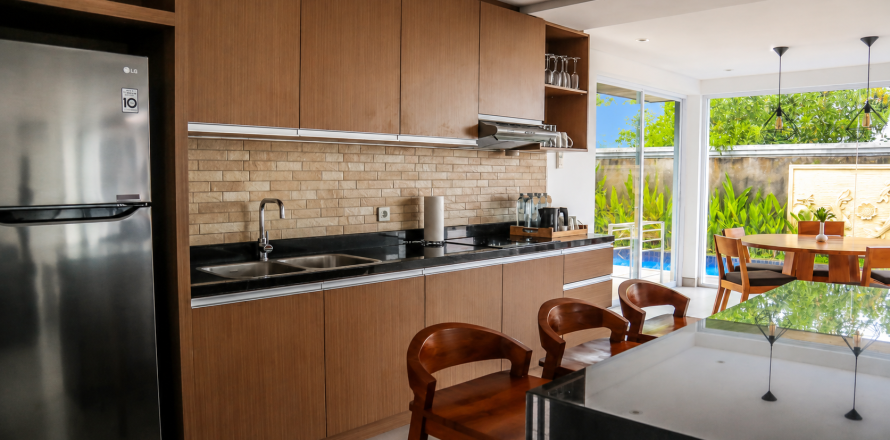 6 bedrooms Villa in Ungasan, Badung, Bali (17259)