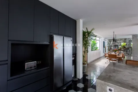 5 bedrooms Villa in Tumbak Bayuh, Mengwi, Badung, Bali (17309) 9