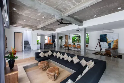 5 bedrooms Villa in Tumbak Bayuh, Mengwi, Badung, Bali (17309) 8