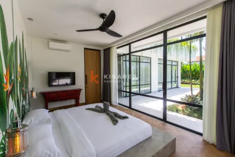 5 bedrooms Villa in Tumbak Bayuh, Mengwi, Badung, Bali (17309) 21
