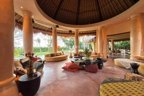 5 bedrooms Villa in Munggu, Mengwi, Badung, Bali (17304) 5