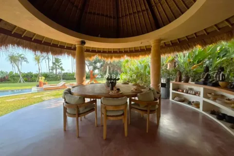 5 bedrooms Villa in Munggu, Mengwi, Badung, Bali (17304) 9