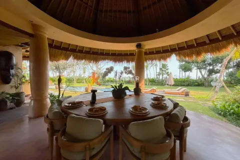 5 bedrooms Villa in Munggu, Mengwi, Badung, Bali (17304) 10