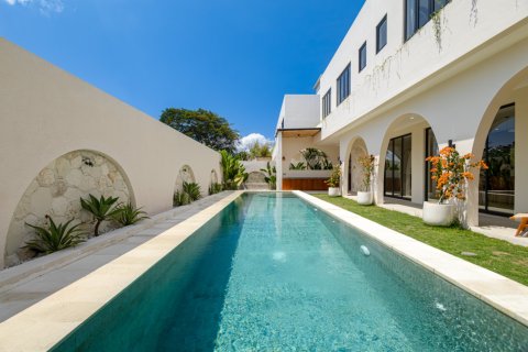 Studio Villa in Seminyak, Badung, Bali (17562)