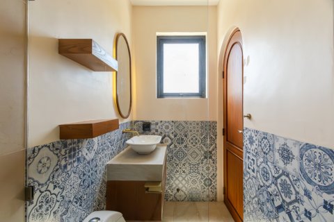 286m2 Villa in Seminyak, Badung, Bali (17562) 28