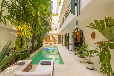 5 bedrooms Villa in Badung, Bali (17530) 2