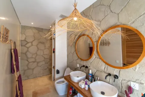 5 bedrooms Villa in Badung, Bali (17530) 27