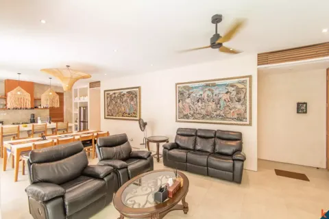 5 bedrooms Villa in Badung, Bali (17530) 12