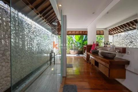 Vila 3 kamar tidur di Kerobokan, Badung, Bali (17229) 13