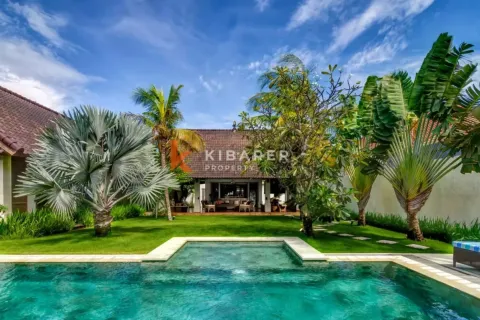 Vila 3 kamar tidur di Kerobokan, Badung, Bali (17229) 2
