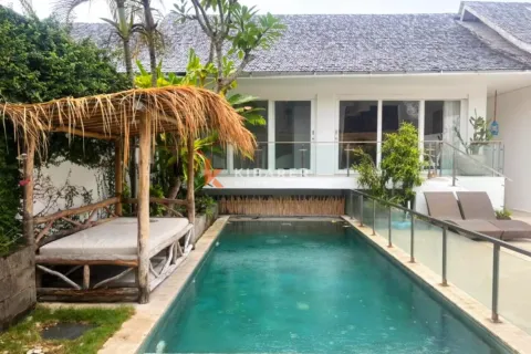 4 bedrooms Villa in Tibubeneng, Badung, Bali (17536)