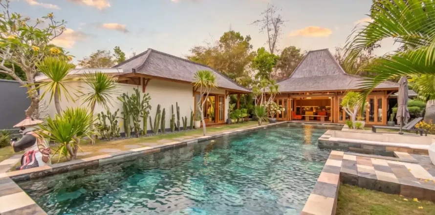 4 bedrooms Villa in Ungasan, Badung, Bali (17533)
