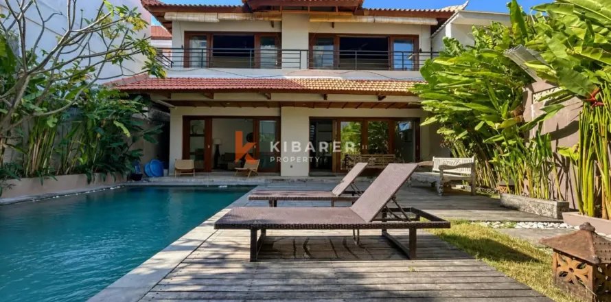 4 bedrooms Villa in Canggu, Badung, Bali (17378)