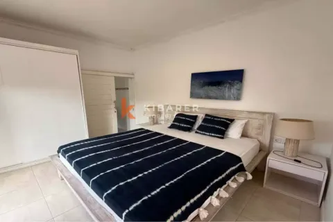 Vila 3 kamar tidur di Tibubeneng, Badung, Bali (17335) 4