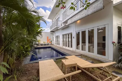 3 bedrooms Villa in Tibubeneng, Badung, Bali (17335)