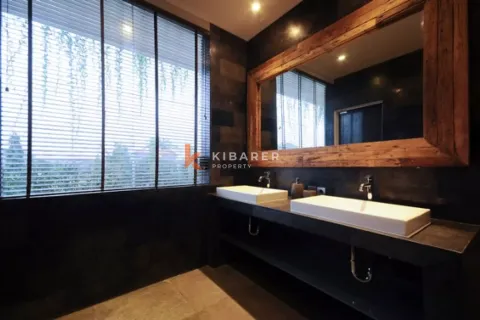 Vila 5 kamar tidur di Tumbak Bayuh, Mengwi, Badung, Bali (17059) 23