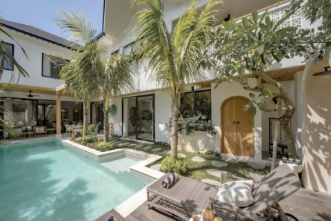 3 bedrooms Villa in South Kuta, Badung, Bali (2104)