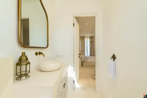 2 bedrooms Villa in Munggu, Mengwi, Badung, Bali (17220) 15
