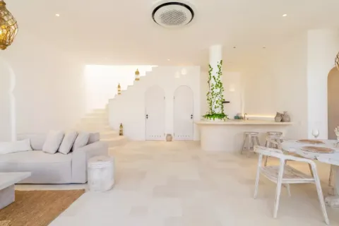 2 bedrooms Villa in Munggu, Mengwi, Badung, Bali (17220) 11
