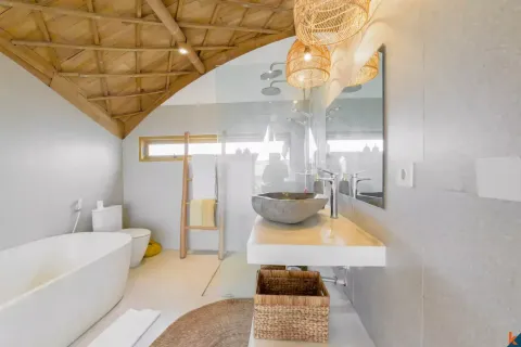 Vila 3 kamar tidur di Tibubeneng, Badung, Bali (10844) 21