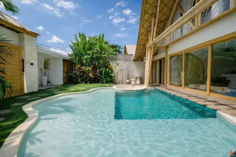 Vila 3 kamar tidur di Tibubeneng, Badung, Bali (10844) 2