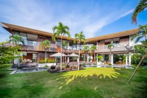 5 bedrooms Villa in Tumbak Bayuh, Mengwi, Badung, Bali (17278) 2