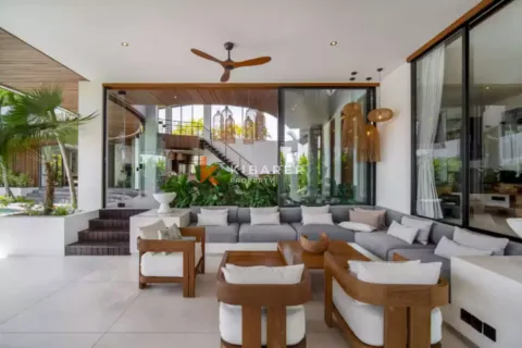 5 bedrooms Villa in Tumbak Bayuh, Mengwi, Badung, Bali (17278) 10