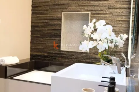 Vila 4 kamar tidur di Nusa Dua, Badung, Bali (13035) 10