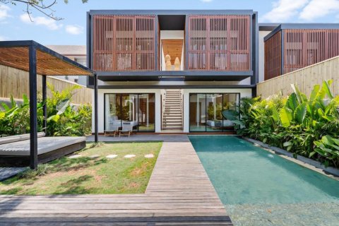 Vila 4 kamar tidur di Canggu, Badung, Bali (5539)