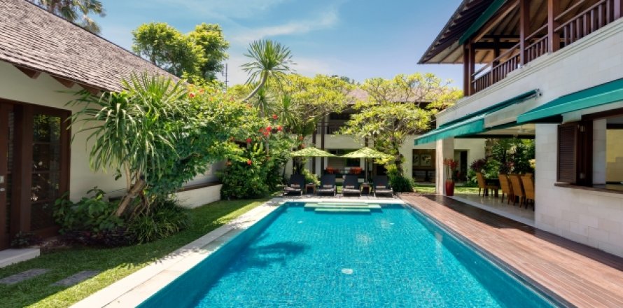 5 bedrooms Villa in Seminyak, Badung, Bali (1272)