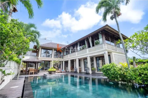 Vila 4 kamar tidur di Ungasan, Badung, Bali (14084)