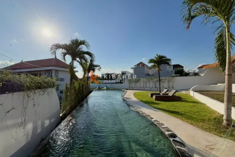 Vila 4 kamar tidur di Canggu, Badung, Bali (13152) 17