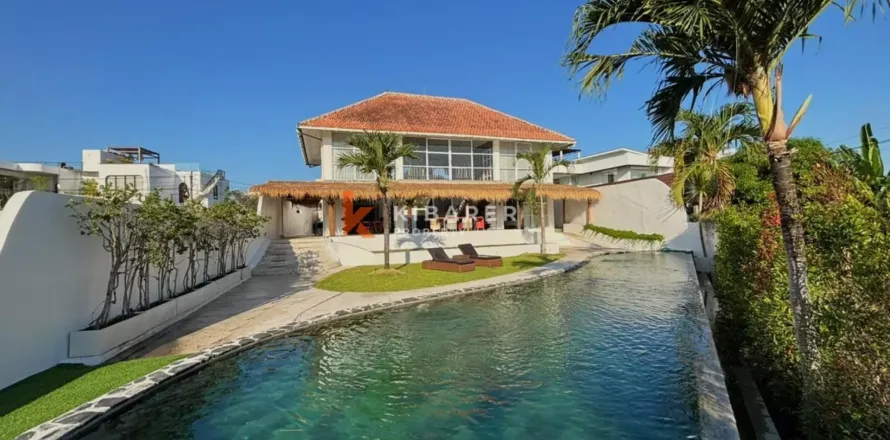 Vila 4 kamar tidur di Canggu, Badung, Bali (13152)