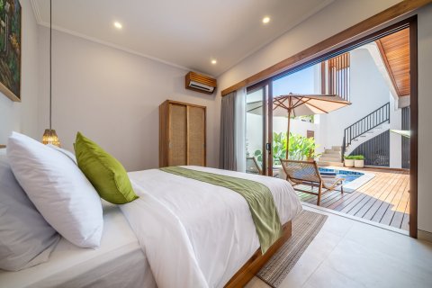 Vila 5 kamar tidur di Denpasar, Bali (14500)