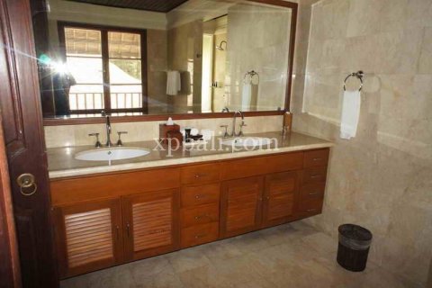 3 bedrooms Villa in Jimbaran, Badung, Bali (978) 9