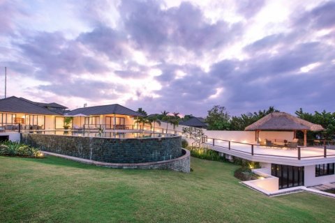 5 bedrooms Villa in South Kuta, Badung, Bali (1168) 6