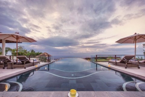 5 bedrooms Villa in South Kuta, Badung, Bali (1168) 2