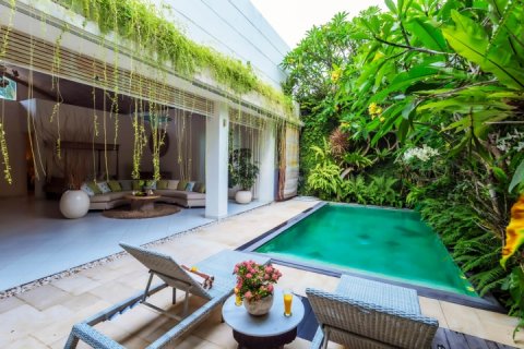 Vila 2 kamar tidur di Seminyak, Badung, Bali (2195)