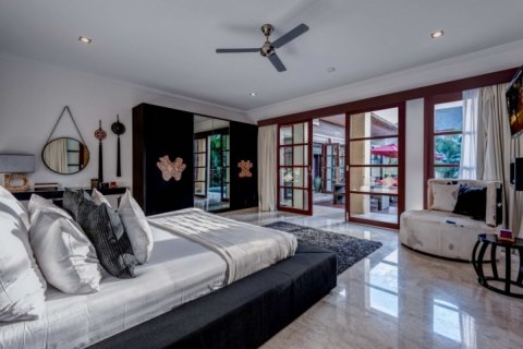 Vila 5 kamar tidur di Seminyak, Badung, Bali (1215) 26