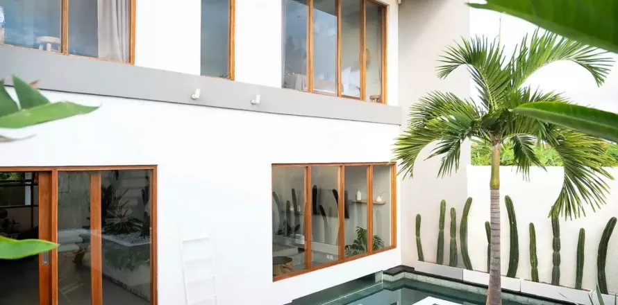 2 bedrooms Villa in Tibubeneng, Badung, Bali (11074)