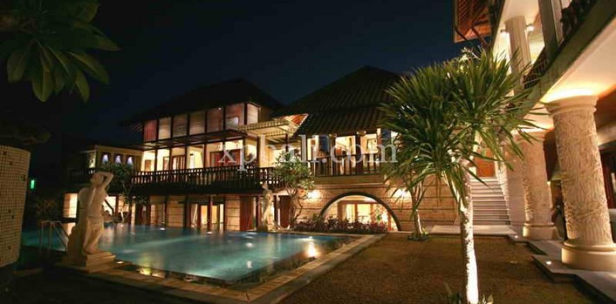 8 bedrooms Villa in Nusa Dua, Badung, Bali (804)
