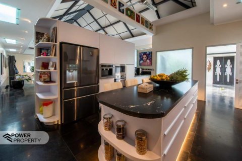 4 bedrooms Villa in South Denpasar, Denpasar, Bali (9216) 14