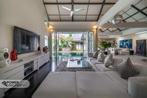 4 bedrooms Villa in South Denpasar, Denpasar, Bali (9216) 18