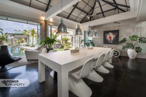 4 bedrooms Villa in South Denpasar, Denpasar, Bali (9216) 16