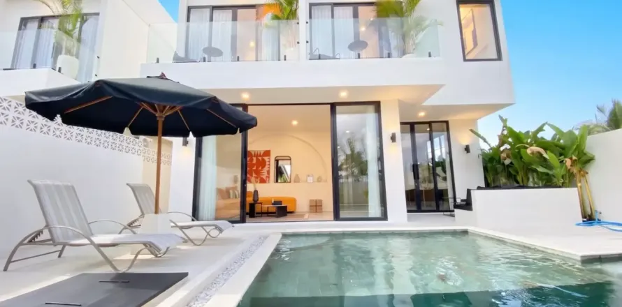 4 bedrooms Villa in Cemagi, Mengwi, Badung, Bali (11619)