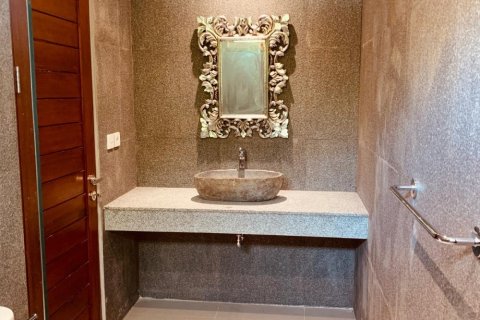 2 bedrooms Villa in Badung, Bali (12154) 4