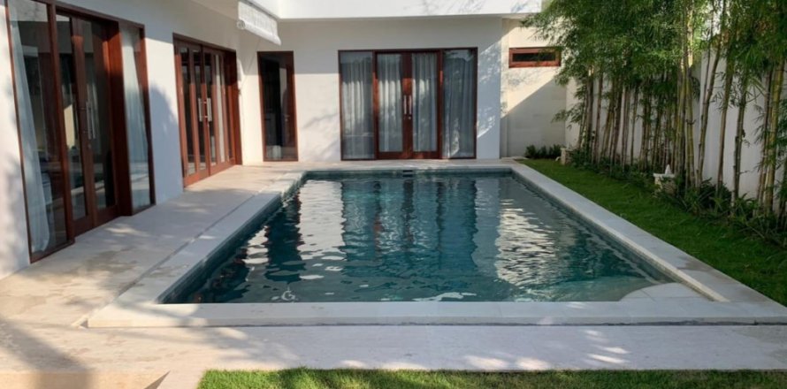 2 bedrooms Villa in Badung, Bali (12154)