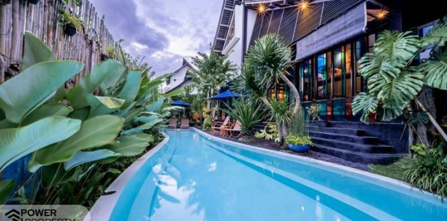 3 bedrooms Villa in South Kuta, Badung, Bali (8475)