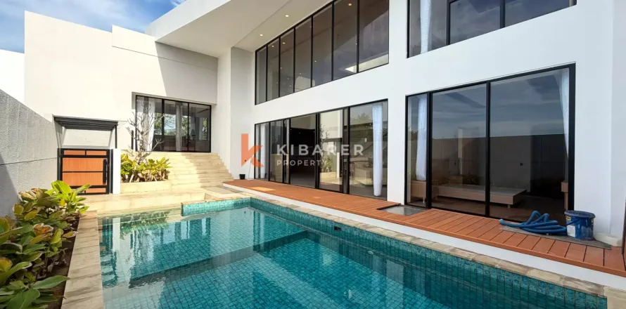 3 bedrooms Villa in Ungasan, Badung, Bali (12434)