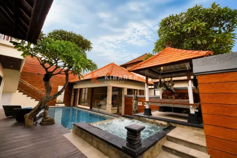 Vila 3 kamar tidur di Kerobokan, Badung, Bali (17067)